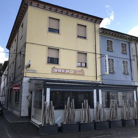 Albergo Centrale Cortemaggiore Exterior foto