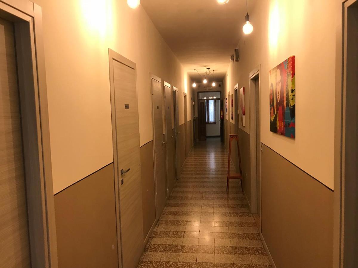 Albergo Centrale Cortemaggiore Exterior foto