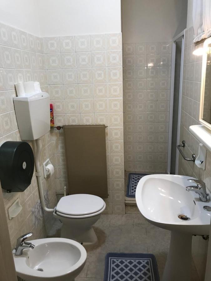 Albergo Centrale Cortemaggiore Exterior foto
